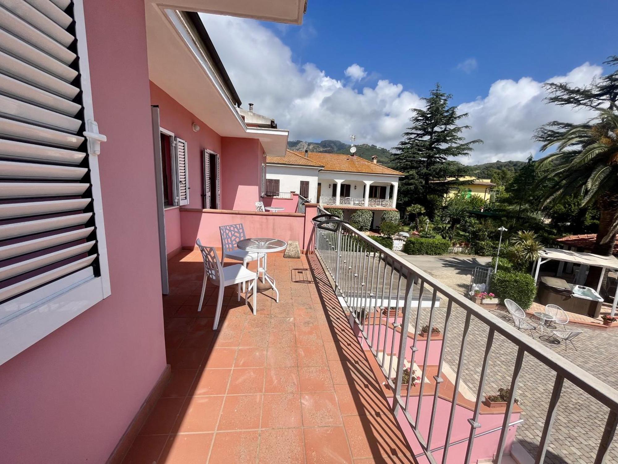 Hotel Villa Rosa Porto Azzurro Εξωτερικό φωτογραφία